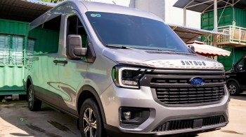 Transit Limousine 10 Ghế Vip Bản Trend